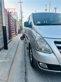 Hyundai H-1